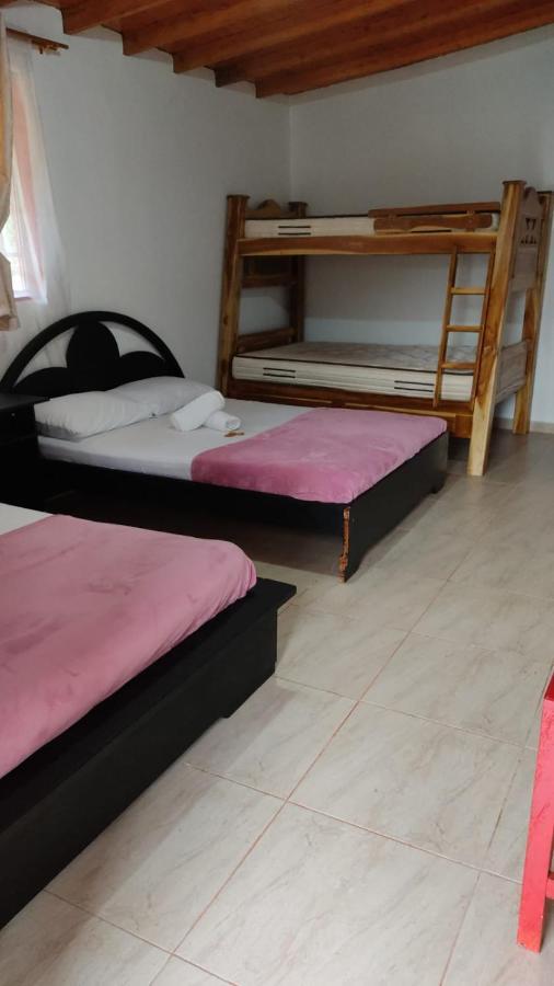House Bed & Breakfast Guatape Bagian luar foto